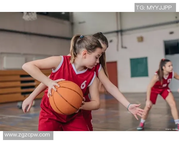 幼儿中班篮球教学设计与活动课件分享促进孩子运动能力与团队合作精神 幼儿中班篮球教学设计与活动课件分享促进孩子运动能力与团队合作精神